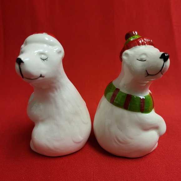 Pfaltzgraff Salt & Pepper Set Kissing Polar Bears 2014 - Picture 9 of 12